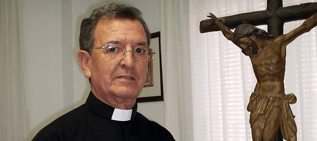 Fallecido el pasado jueves 5 de junio, su labor estuvo ligada a Nules y a Mascarell durante años. "Es nuestra humilde muestra de respeto y reconocimiento", dice Juan Navarro, presidente del PP de Mascarell