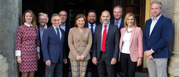 Los candidatos populares han acompañado hoy a la presidenta del PPCS en el encuentro con la sociedad civil celebrado en el Casino