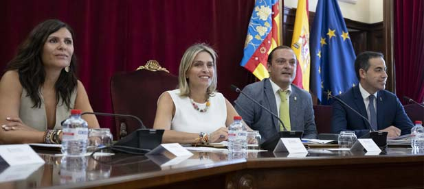 "En dos años hemos logrado que la Diputación vuelva a estar conectada con la provincia", destaca Héctor Folgado.