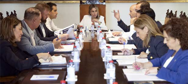 Chóvar y Espadilla apuestan por mejorar servicios educativos y potenciar el turismo rural