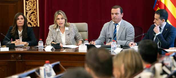 El pleno aprueba exigir una reforma urgente de la financiaci&oacute;n auton&oacute;mica y local; la presidenta Marta Barrachina asegura que seguir&aacute; reivindicando lo justo para Castell&oacute;n.