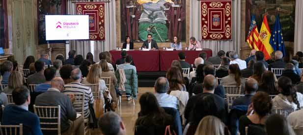 De la escucha activa que practicamos desde el Gobierno Provincial, el Plan Impulsa 2026-2027 contemplará una serie de mejoras para seguir con el compromiso de atender de manera ágil y eficaz las necesidades de los 135 municipios", ha expresado Folgado