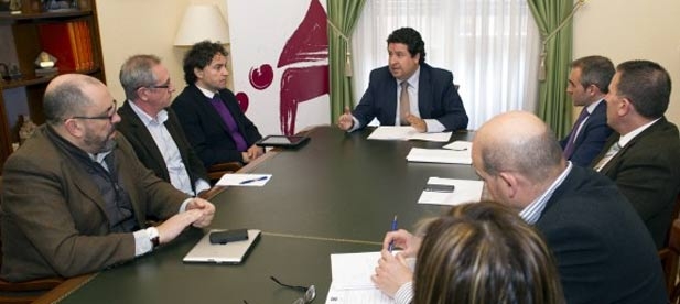 Sales: &ldquo;El objetivo no es otro que facilitar al ciudadano todo el contenido del trabajo que se realiza en la instituci&oacute;n provincial&rdquo;