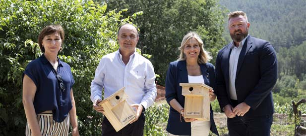 Sánchez Cifre: "Apostamos un año más por esta iniciativa que, además de convertirse en un refugio para las aves, las cajas nido son un medio biológico muy efectivo y sostenible para el control y erradicación de plagas"