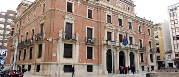 “La provincia merece el esfuerzo de un gobierno comprometido con el territorio y dispuesto a dejarse la piel para que Castellón avance”, señala Vicent Sales