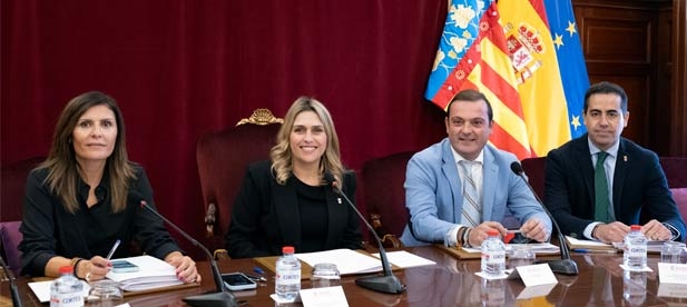 La sesión ordinaria aprueba una moción en defensa del sector cerámico dentro del compromiso de la Diputación por ser el altavoz de un sector estratégico de la provincia
