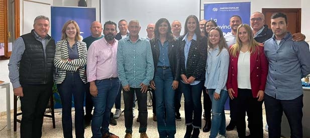 El portavoz del Grupo Municipal del PP en Albocàsser, Francisco Javier García, aplaude “el nuevo talante de la institución”. “Somos un pueblo pequeño y con escasos recursos. Recibir subvenciones es garantizar desarrollo y generar bienestar."