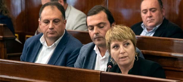 Los populares consideran que la institución no está a la altura de lo que la provincia espera de ella y exigen a los socialistas que se pongan a trabajar ya 