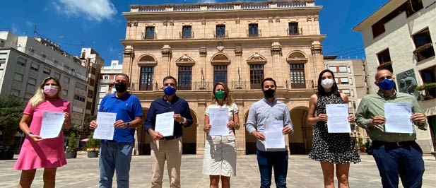 Carrasco: "Es una enmienda a la totalidad no solo al presupuesto municipal sino también a la gestión del gobierno de PSOE, Compromís y Podemos."