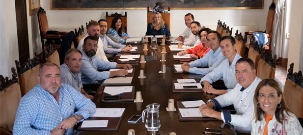 La presidenta de la Diputación, Marta Barrachina, afirma que se está trabajando “desde el primer día” para que la institución sea “útil, próxima y líder”