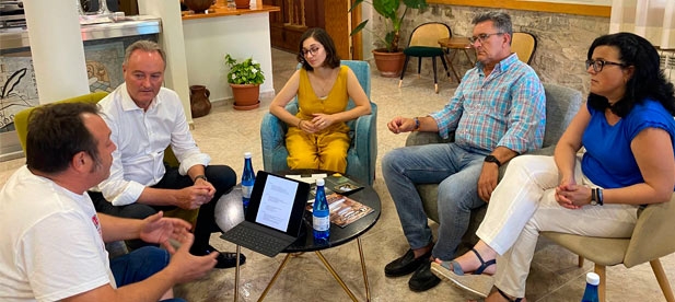 Fabra señala que levantar un proyecto en nuestro interior “es posible con políticas útiles que incentiven el emprendimiento y se comprometan por su desarrollo y futuro”