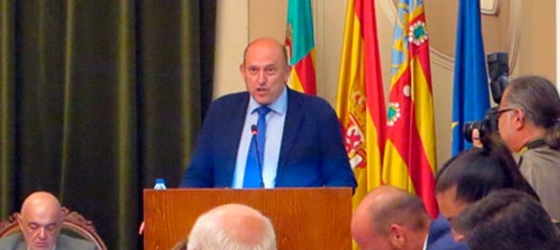 Los populares se preguntan dónde queda la coherencia de la alcaldesa, Amparo Marco, quien estando en la oposición actuaba de una manera y ahora, desde la Alcaldía, actúa de otra.