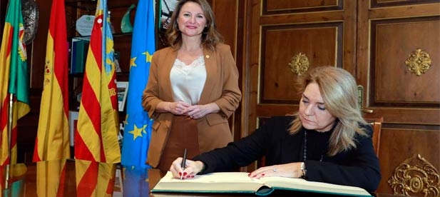 Begoña Carrasco ha agradecido a la consellera "el compromiso del Consell para agilizar y dar salida a una obra con un gran impacto social y que va a beneficiar a muchas familias de nuestra ciudad".