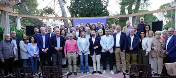 El regidor se muestra convencido de &ldquo;un cambio de ciclo&rdquo; para un &ldquo;pueblo que nos apasiona&rdquo; y por el que &ldquo;trabajamos con el deseo de que los &uacute;nicos protagonistas sean nuestros vecinos&rdquo;