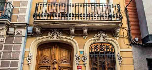 Patrimonio evaluar&aacute; ahora los proyectos, que subvencionan hasta el 80% en fachadas, el 90% en iluminaci&oacute;n ornamental y el 60% en interiores