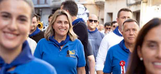 La dirigente provincial asiste a la exhibici&oacute;n del toro de la prestigiosa ganader&iacute;a Garcigrande y destaca la gran afici&oacute;n al mundo del toro que existe en Burriana y que se hace patente en cada jornada de las fiestas de la Misericordia