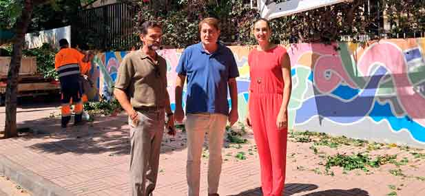 Las actuaciones incluyen poda de arbolado y setos, desbroce, siega, revisi&oacute;n del riego y preparaci&oacute;n de los huertos escolares y continuar&aacute;n hasta el 17 de septiembre