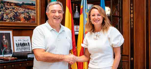 Carrasco recuerda "la importancia que tendr&aacute;n estos Campos Federativos para miles de ni&ntilde;os del f&uacute;tbol base de Castell&oacute;n, en la actividad de nuestros clubes y la dinamizaci&oacute;n de la pr&aacute;ctica deportiva en nuestra ciudad"