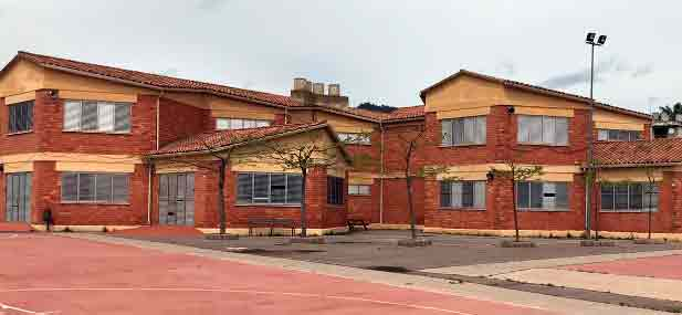 El proyecto, cuyo importe es de 190,470,22 euros y 6 meses de ejecuci&oacute;n, ha sido redactado por el Ayuntamiento de Artana bajo la tutela de la Direcci&oacute;n Territorial de Educaci&oacute;n. El consistorio ha financiado el proyecto y Conselleria financia las obras