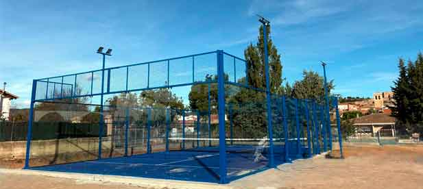 El alcalde de la Villa de El Toro pone en valor la decisi&oacute;n "eficaz" que vuelve a llegar desde la Diputaci&oacute;n de Castell&oacute;n. "Nosotros tenemos ya p&aacute;del, vamos a licitar los vestuarios por 100.000 euros y con los 50.000 que nos llegar&aacute;n completaremos la obra