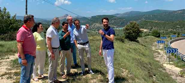 El eje de comunicaci&oacute;n es una v&iacute;a &ldquo;clave&rdquo; para el desarrollo de Morella, el de la comarca de Ports-Maestrat y de toda la provincia. &ldquo;La suspensi&oacute;n de las obras merece explicaciones&rdquo;
