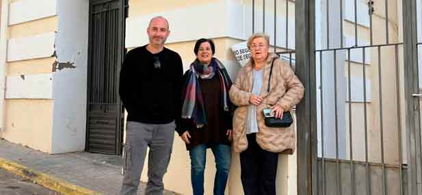 Las 25 familias que podr&iacute;an aprovechar este recurso siguen sin poder hacerlo y el PP lamenta la falta de previsi&oacute;n del PSOE. &ldquo;Iniciaron las obras sin antes revisar el registro de la propiedad&rdquo;