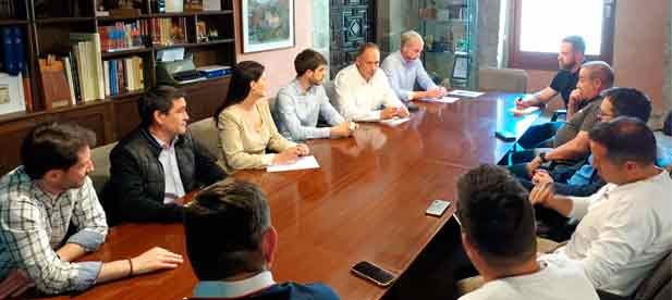 Lecha: &ldquo;No hacen nada para que Morella reciba la inversi&oacute;n que necesita&rdquo;