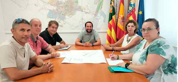 Esta Unidad de Ejecuci&oacute;n har&aacute; posible tambi&eacute;n la creaci&oacute;n de una nueva zona verde de 1.800 m2 con juegos infantiles y zona fitness. Los trabajos est&aacute; previsto finalicen el pr&oacute;ximo mes de diciembre