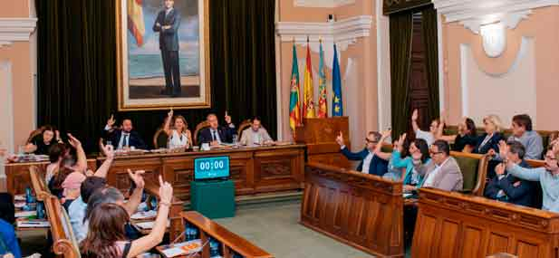 ntre los acuerdos tambi&eacute;n destaca la aprobaci&oacute;n de una moci&oacute;n para la protecci&oacute;n, restauraci&oacute;n y reconocimiento patrimonial de la Panderola.