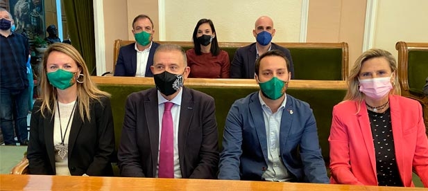 Carrasco: "El gobierno municipal no tiene derecho a borrar el legado de ninguna persona de esta ciudad. Todas las personas ilustres deben ser respetadas , independientemente del periodo histórico en que les tocó vivir"