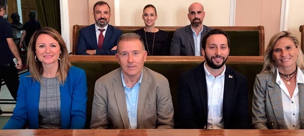 Carrasco: "La modificación de crédito de 11,1 millones, que anuncian como un logro, no es más que la constatación de su incapacidad de gestión."