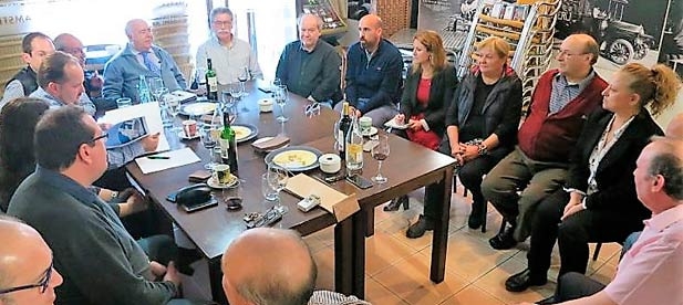 El PP de la ciudad de Castellón advierte al bipartito de que serán los únicos responsables de cerrar para siempre un servicio tradicional e histórico que tiene muchas posibilidades para ser un impulsor del turismo y el empleo en torno al mar.