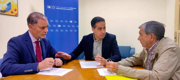 El proyecto global, que supera los 500.000 euros, “hubiera hipotecado a nuestro municipio”. La dejación y el abandono han provocado pérdidas de hasta un 65% del caudal. “Es dramático”