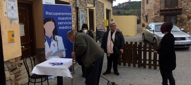 “Somos un pueblo con una población envejecida. Que nos priven del 50% de la prestación médica es un castigo que no merecemos”, afirma la alcaldesa, Mercedes Giménez