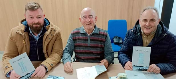 Iván Sánchez Cifre, alcalde de Sant Jordi, ha querido "dar las gracias a los autores locales por compartir su dilatada experiencia, trayectoria y cariño por esta tierra con nosotros."
