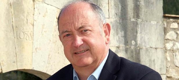 Juanjo Mulet, portavoz del PP en Sant Mateu, lamenta que la alcaldesa "obligue al pueblo a pagar intereses en lugar de exigir a su jefe de filas que pague lo que debe"
