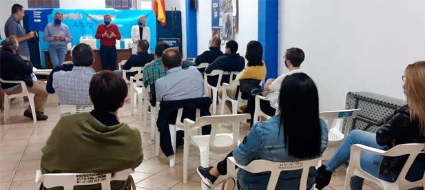 Barrachina arropa en Altura la reunión comarcal que reivindica inversión en caminos y sendas, patrimonio, servicios sociales y educación