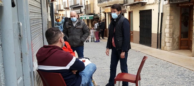 Lecha denuncia que "el equipo de gobierno socialista recauda 133.000 euros a los vecinos por el servicio de recogida de residuos mientras se embolsa en nóminas 150.000 euros anuales"