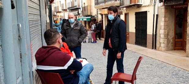 Para Jesús Lecha, portavoz del PP, "la población sufre las consecuencias de una gestión dramática de la pandemia en la que ha habido dinero para los Puig no para los vecinos"