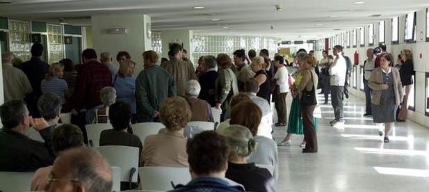 Vicente-Ruiz: "Quien no sepa gestionar que se vaya a casa pero que no lo tengan que pagar los pacientes de los hospitales de la provincia de Castellón"