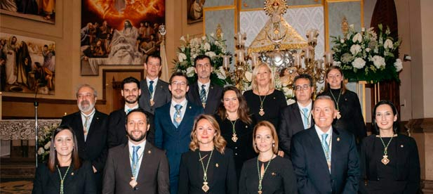 A tus pies se rinde de nuevo la marinería grauera; la fecundidad de nuestra huerta. Vuelves a reunirte otra vez con quien tantas veces salimos a tu encuentro yendo hasta tu Basílica, para decirte que eres faro y guía de nuestro pueblo", afirma la alcaldes