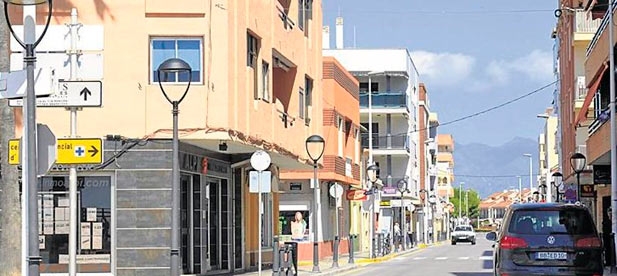 Se trata de una apuesta del Ayuntamiento de Moncofa para mejorar los servicios que reciben los vecinos abaratando los costes.