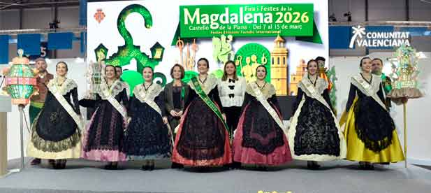 Selma: "La entrega de cerca de 1.500 folletos en castellano e ingl&eacute;s demuestra el inter&eacute;s que despiertan nuestras fiestas entre el p&uacute;blico internacional y refuerza nuestro objetivo de seguir internacionalizando la Magdalena"