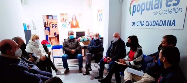 "Seguimos defendiendo la autonomía de las fiestas, son los colectivos y entes vinculados los que con su dedicación, esfuerzo y empeño pueden ofrecer las mejores fiestas, las que se merece una ciudad como Castellón", señala la concejala María España
