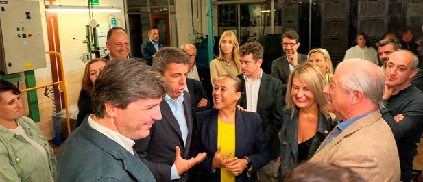 El PSOE y su socio de Compromís asfixiaron a la empresa que con 720 trabajadores acabó en un concurso de acreedores con 72 empleados en ERTE. El Consell peleó por su reapertura y “hoy cumplimos nuestra palabra”, afirma Lecha