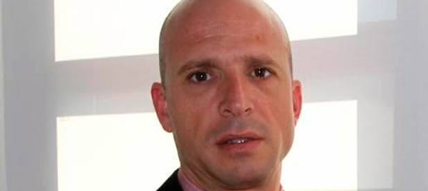 Garcia: “No pueden quedarse de brazos cruzados aceptando informes que lastran el futuro de la casas, vengan de donde vengan”