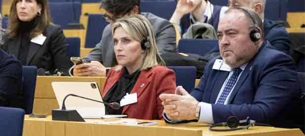 Marta Barrachina destaca que Castell&oacute;n concentra el principal cl&uacute;ster europeo de fabricaci&oacute;n de baldosas cer&aacute;micas, un sector que genera m&aacute;s de 70.000 empleos.