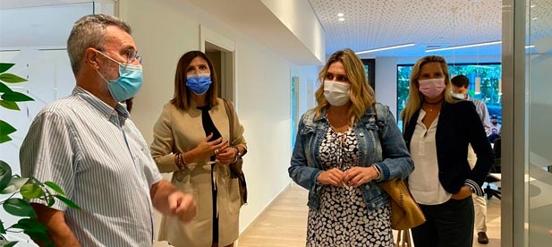“El trabajo de la AECC es fundamental. Acompañan, asesoran y cuidan. Máximo apoyo para atender a los 5.000 pacientes de nuestra provincia ”, señala la líder provincial
