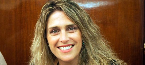 Marta Barrachina, diputada provincial del PP, plantea que sean los ayuntamientos los que gestionen el reparto de un material necesario y del que el Consell se desentiende