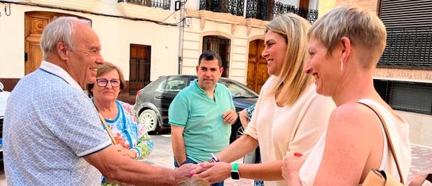 “El PP se esforzará al máximo para revertir las carencias de los colectivos más vulnerables”, subraya Marta Barrachina